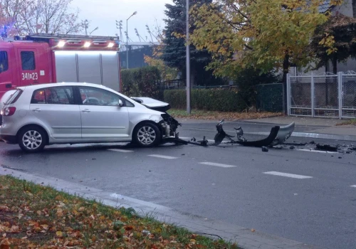 Wypadek na ul. Kilińskiego w Nowym Sączu. Jedna osoba w szpitalu