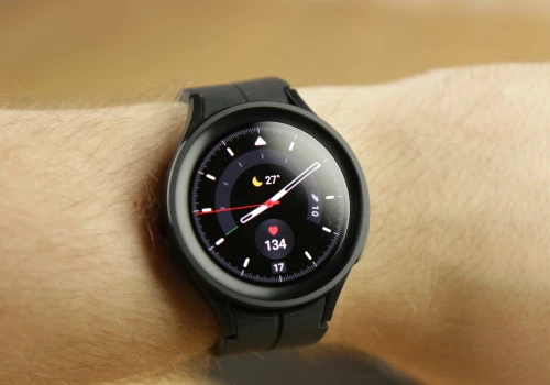 Niepokojące ślady na nadgarstkach. Użytkownicy Galaxy Watch zgłaszają problemy