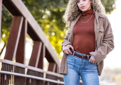 Wyprzedaż kurtek na jesień. Te dwa modele odmienią twoje stylizacje i nie zrujnują budżetu