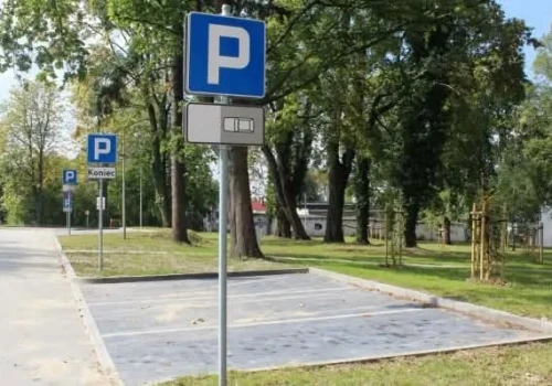 Pediatryk w Bielsku-Białej wyremontował parking. Ile kosztuje postój?