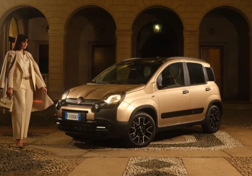 Fiat Pandina Tributo Autobianchi debiutuje. Zamówienia w Polsce od listopada 2026