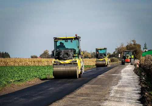 Trwają prace na drodze Szemborowo – Otoczna
