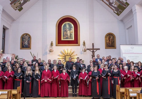 IV Festiwal Chóralny „Resovia Sings” w Trzcianie. 14 chórów i znakomite jury