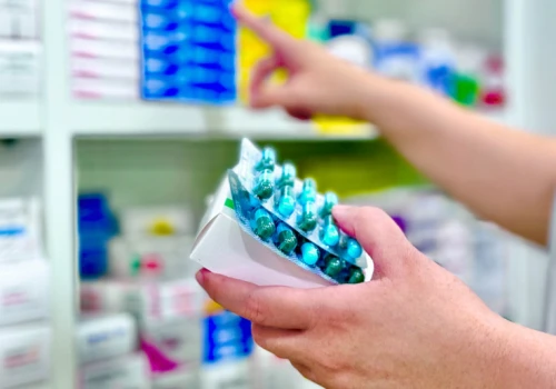 Tragiczna pomyłka farmaceutki. Zamiast 14 tabletek wydała 98. Pacjent zmarł