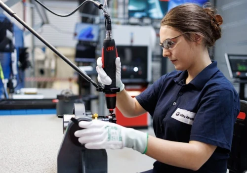 Collins Aerospace rekrutuje na Podkarpaciu. Płatne szkolenie i szansa na pracę