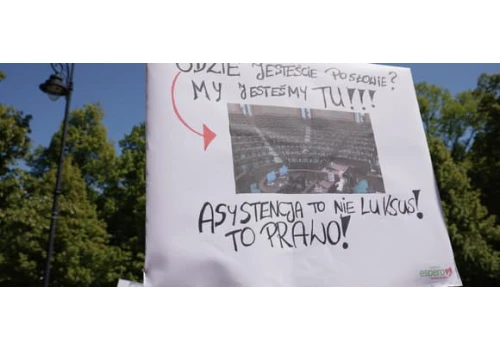 Wielka reforma przyjęta. Ustawa o asystencji osobistej trafia do prezydenta