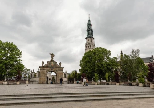 O uzdrawiającej mocy Eucharystii. Trzydniowe rekolekcje na Jasnej Górze