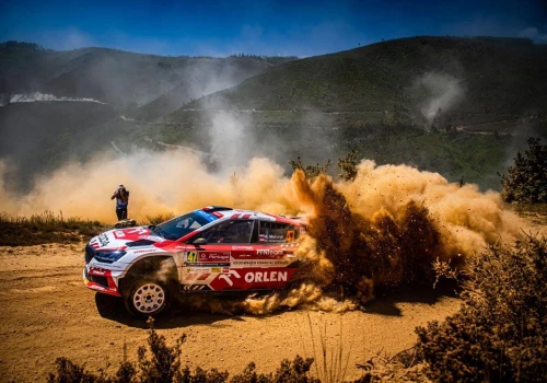 Finał sezonu ERC 2026. Marczyk i Gospodarczyk rozpoczynają Rajd Północnej Portugalii