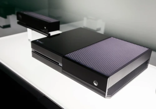 Dlaczego Xbox One był dużo słabszy od PlayStation 4? Omawiamy kulisy produkcji i projektu