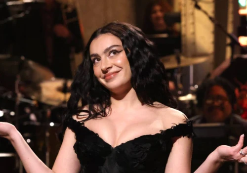 Charli XCX zagra u boku Leonardo DiCaprio i Jennifer Lawrence w filmie Martina Scorsesego!