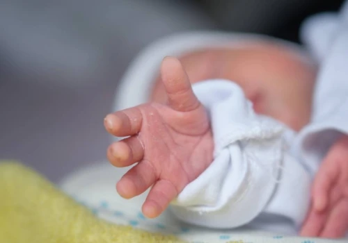 41-letnia Brytyjka nie wiedziała, że jest w ciąży. Urodziła tego samego dnia