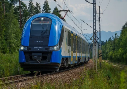 Polski gigant nie zwalnia tempa. PESA będzie produkować pociągi w Indiach