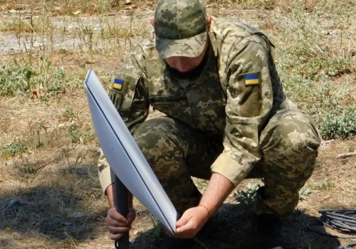 Ukraina: nie widzimy zniesienia ograniczeń w działaniu Starlinka