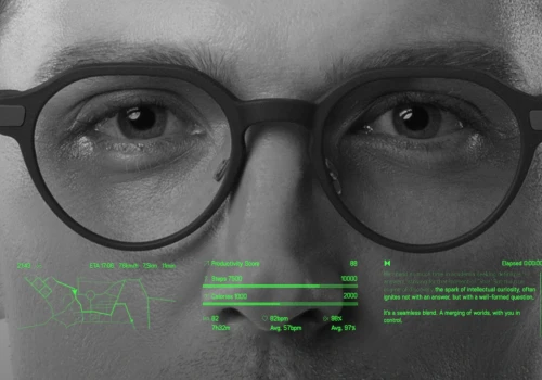 Okulary posła Sachajko. Co potrafi i ile kosztuje sejmowy cud techniki?