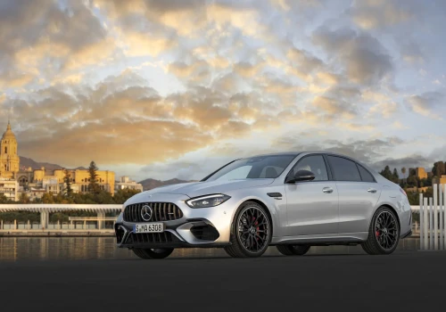 Mercedes szykuje nowe AMG C 63. Koniec czterech cylindrów?