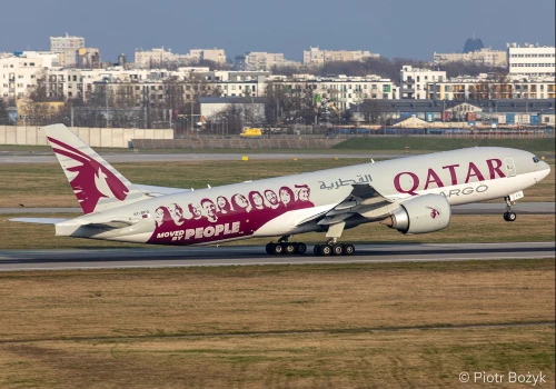 Qatar Cargo wracają zimą do Warszawy. Loty do Katowic pozostają