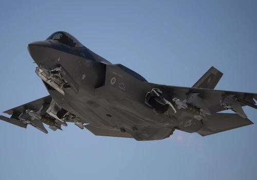 Kilkaset F-35 i miliardy na inwestycje. Pentagon i Lockheed Martin z porozumieniem na dekadę