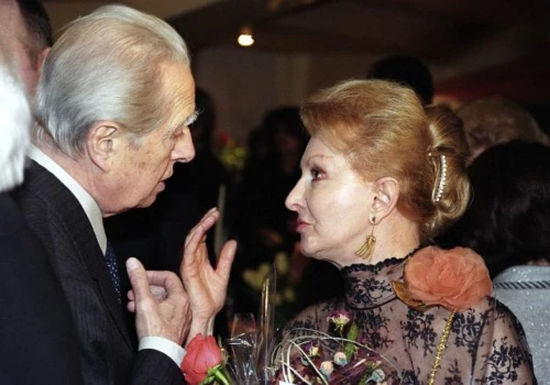 Jerzy Antczak i Jadwiga Barańska przez prawie 70 lat żyli w szczęśliwym małżeństwie. Aktorowi nie udało się jednak pochować ukochanej w Polsce