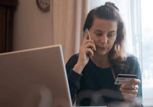 Rosyjski ślad w oszukańczych reklamach. W Sejmie ujawniono niepokojące ustalenia