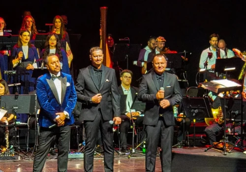 Marcin Miller i Classic oddali hołd Janowi Pawłowi II. Wyjątkowe chwile w Rzymie