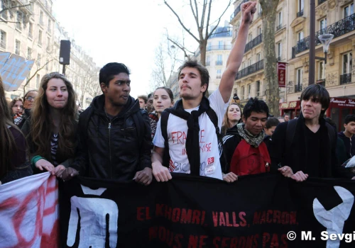 Protesty licealistów we Francji trwają mimo spotkania z Macronem