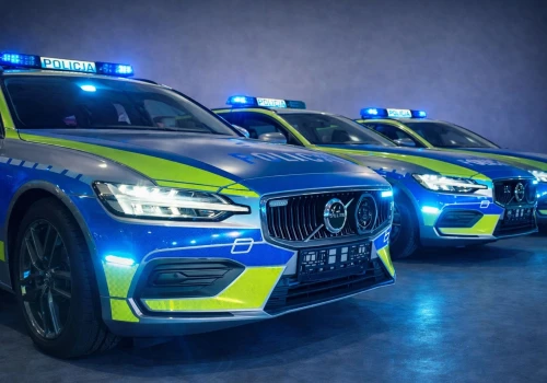 Wojsko zakazuje wjazdu Volvo, bo to „chiński szpieg”. Zamiast cyberbezpieczeństwa dostaniemy paraliż pod cmentarzem