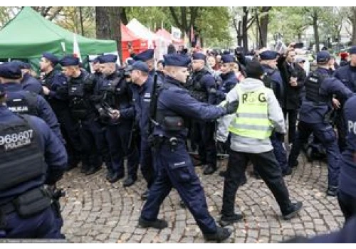 Zatrzymanie Piotra W. przed TK. Jest zażalenie na działanie policji