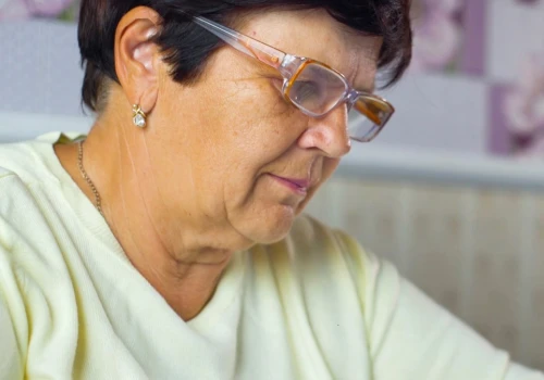 Emerytury 2027. Rząd szykuje podwyżki. Ile senior zyska na rękę?