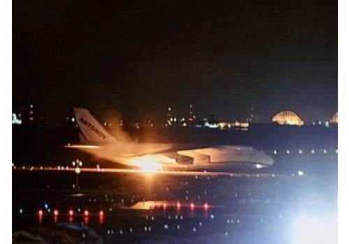 Ukraiński gigant w Japonii. Zapalił się przy lądowaniu