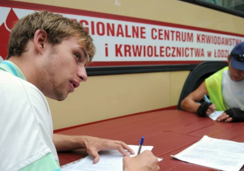 Rząd podwoi ulgę dla krwiodawców. Jedna donacja to 117 zł odliczenia