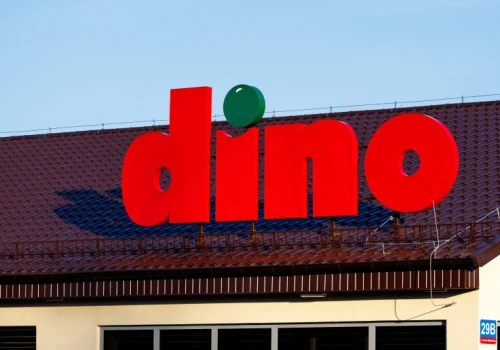 Sobotobranie w Dino. Klienci polują na okazję za 1 grosz