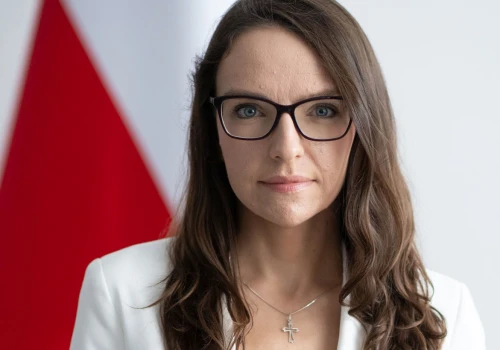 Udawanie, że dwóch mężczyzn może mieć „swoje” potomstwo to cywilizacyjny regres