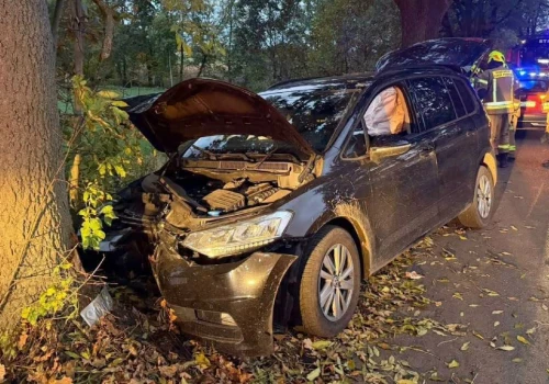 Tragiczny wypadek samochodowy w Zagwiździu. Nie żyje dwóch nastolatków