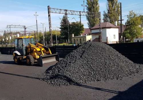 Tysiące osób w kolejce po węgiel. Ceny opału zwalają z nóg