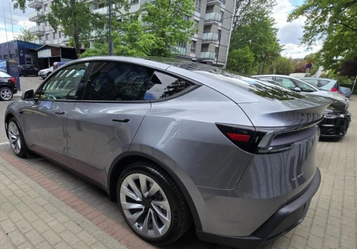 Tesla wróciła na europejski szczyt. 41 tysięcy sprzedanych Modeli Y we wrześniu!