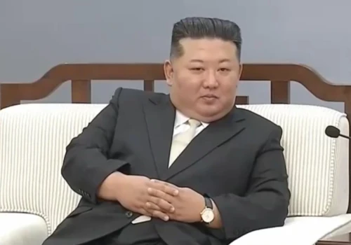 Wiadomości o jego śmierci są mocno przesadzone. Kim Dzong Un przejechał się do Chin