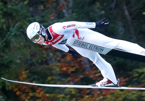 Świetny występ polskiego skoczka! Stanął na podium w Klingenthal