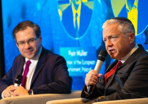 ,,To jedynie wymówka”. Ambasador USA mówi o wojnie i wskazuje na Polskę