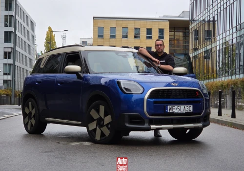 Jeździłem SUV-em Mini. Zaskoczony powiem, że... rodzinnym i przestronnym! Pod maską 2.0