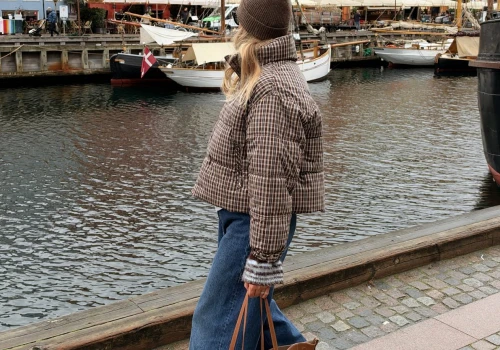 Zimowa kurtka za niecałą stówkę? Sinsay ma pikowany model, Bonprix też kusi podobnymi