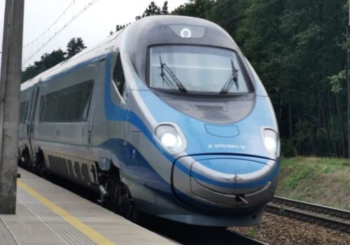 Pendolino ma pokonać 224 km w 57 minut. Z Katowic do Warszawy pojedziemy szybciej