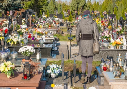 Więcej nie zgubisz się na cmentarzu. Tak znajdziesz właściwy grób