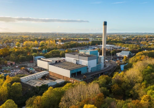Fabryki biorą energię we własne ręce. Problem zaczyna się później