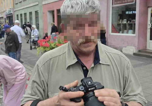 Stalker senatora Wadima Tyszkiewicza posunął się za daleko. Absurdalna zbiórka wywołała oburzenie