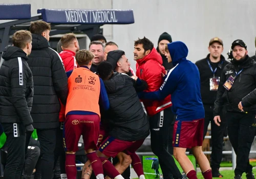 Gigantyczny skandal w meczu Ekstraklasy. Kluby reagują