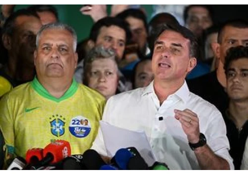 Flavio Bolsonaro żąda unieważnienia wyborów w Brazylii