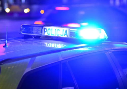 Kierowca i pasażer pijani, z tyłu zwłoki 43-latka. Najnowsze ustalenia ws. makabry z Radomiu