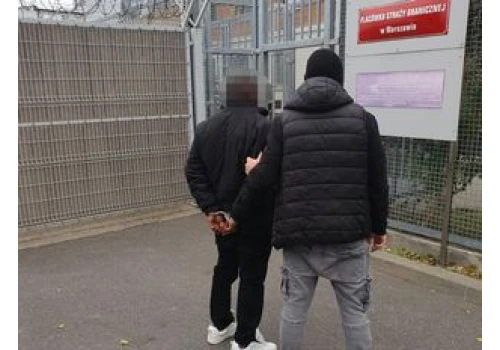 Warszawa: Nigeryjczyk założył konto na fałszywy paszport. Znaleźli przy nim kilkadziesiąt tysięcy złotych