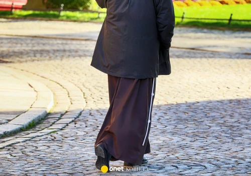Awantury, zarzuty o mobbing i spór o pieniądze. Parafianie oskarżają proboszcza krakowskiej parafii