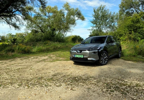 Wygląda jak Toyota, a to prawdziwe Subaru z 4×4. Elektryczna Solterra w teście